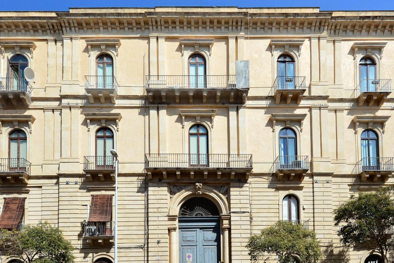 Naca Suite Катания Экстерьер фото